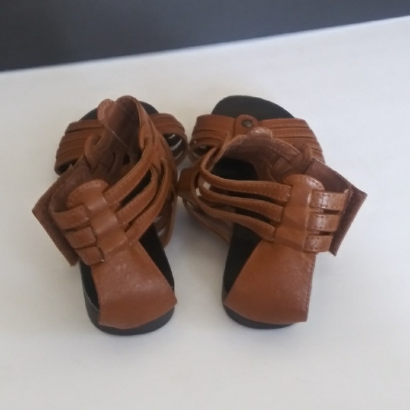 🍒 Bongo "Zandra" gladiator strappy sandals - Picture 4 of 7